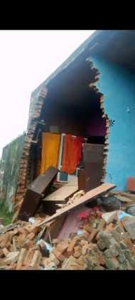 Goods damaged due to collapse of house wall in Jhunjhunu