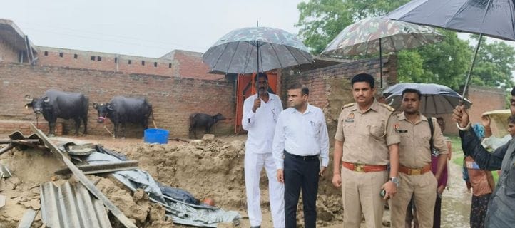 Farmer dies, wife and son injured as kutcha house collapses