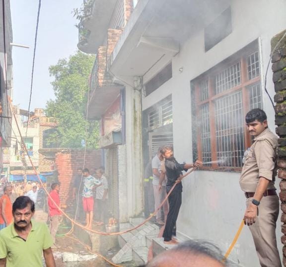 Fireworks explode in a fireworks manufacturer's house, three injured