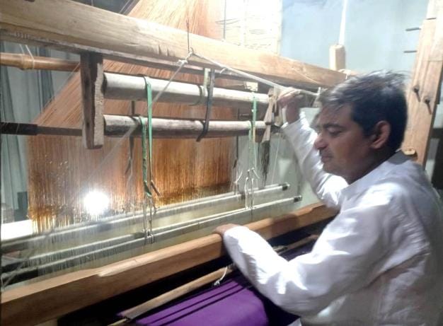 Silk saree business is facing the dark shadow of recession