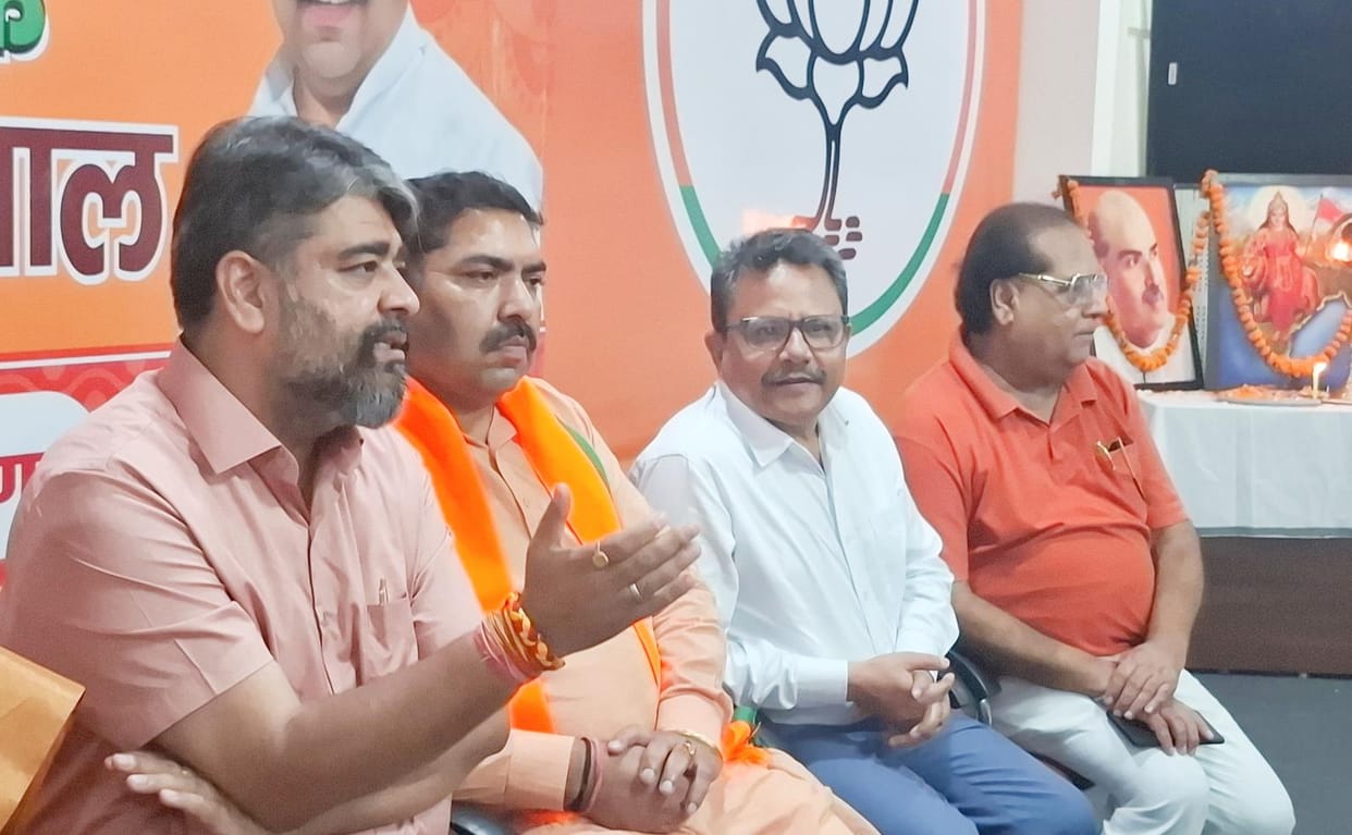 BJP will run door-to-door tricolor campaign