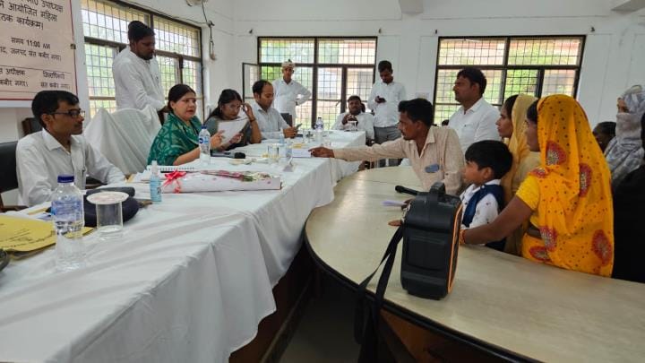 Santkabirnagar News : Ensure quality settlement of harassment cases