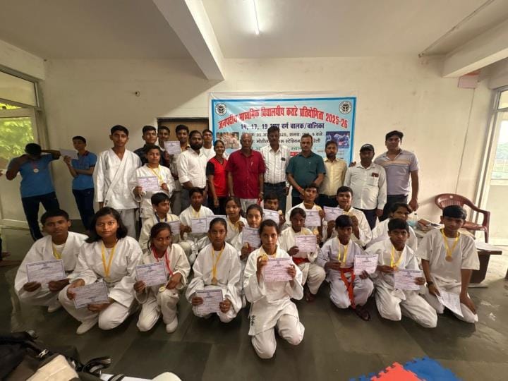 26 players won gold in Karate