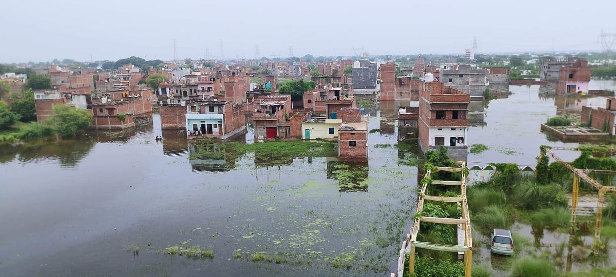 Water entered 400 houses in 6 villages of Padav