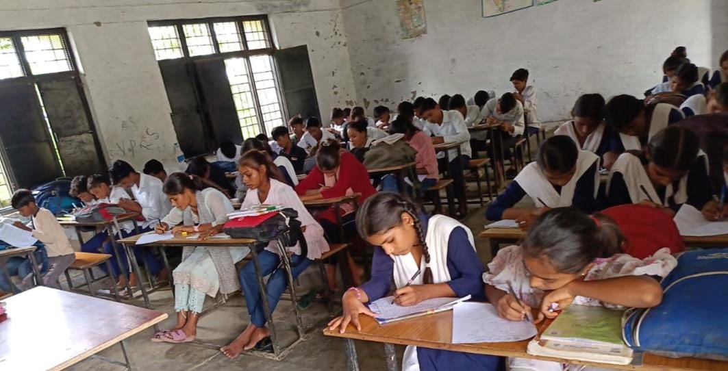 Nancy won in Rangoli, Rajan won in essay