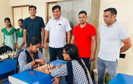 Kirti of Government Model School, Sampla became the winner in chess