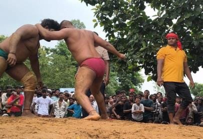 DN of Machli village showed the sky to Lalu of Padrauna