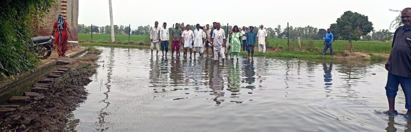 Water became a headache in the streets of Batta