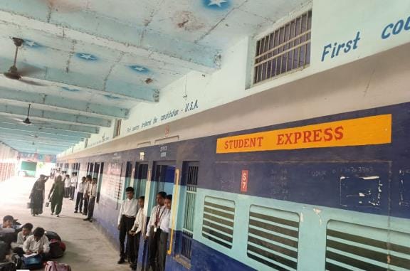 Education, cleanliness and security... Student Express on the path of intellectual progress