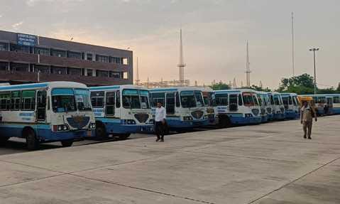 Women will be able to travel free in roadways and transport committee buses after 12 noon today