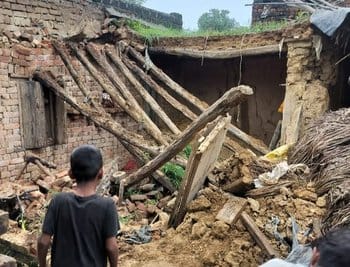 Three houses collapsed in the rain, couple got injured after being buried under the rubble