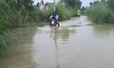 Flood water entered 11 villages on the banks of Ganga, 14 thousand people affected
