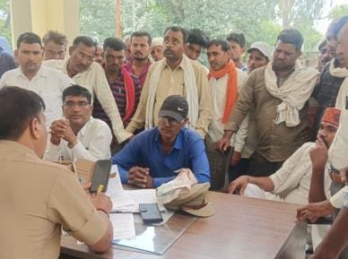 Protest against beating of sanitation workers, case filed against four