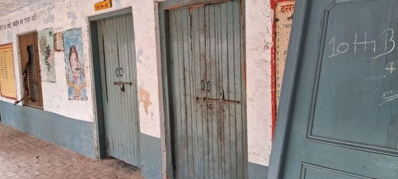 The department will build new rooms in the dilapidated schools of Pindara and Ahirka