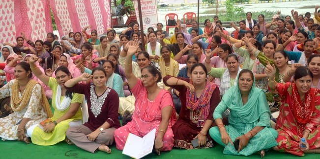 ANM did not work, vaccination of four thousand children stopped