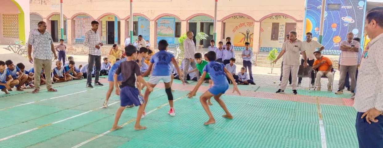 Bharat School Dharodi came first in the boys' Kabaddi competition
