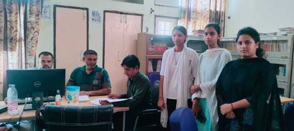 Today is the last day to deposit fees under the fourth merit list
