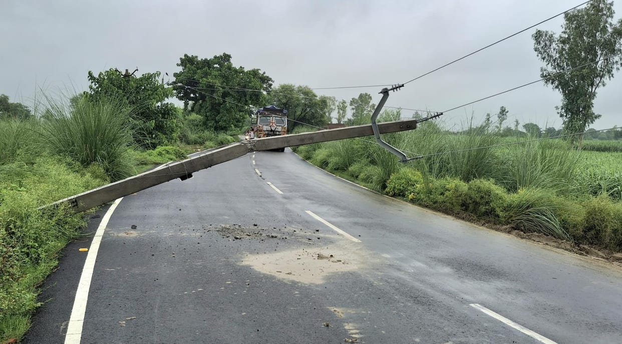 Power cut in 100 villages