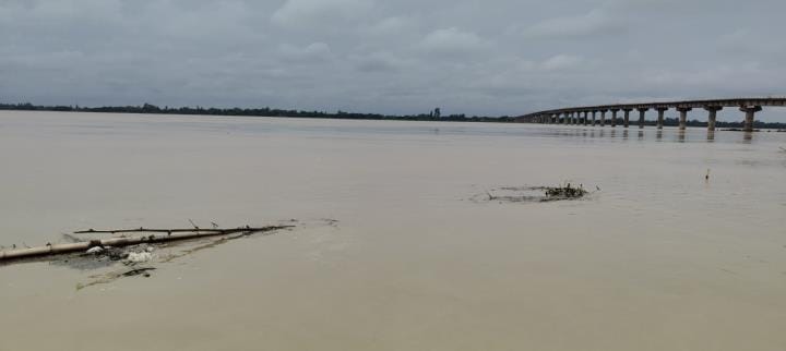 Ghagra 40 cm below the danger mark, pressure on dams