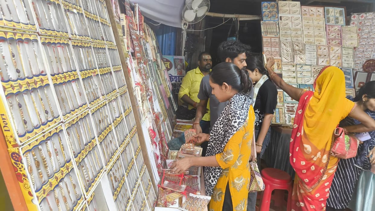 Demand for puja thali with pictures of brother and sister increased