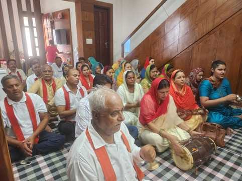 Devotees praised Goddess Durga in the Akhand Paath