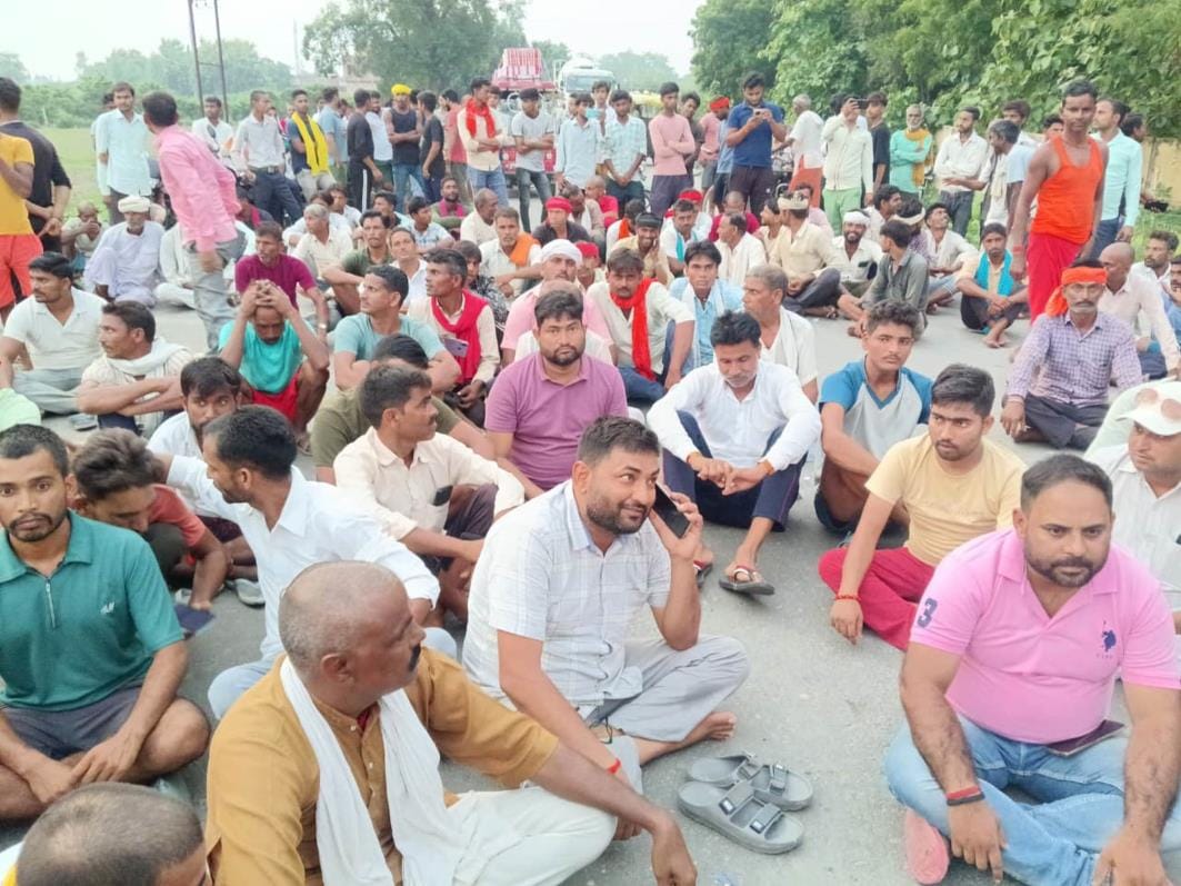 Frustrated with power cuts, people blocked the highway