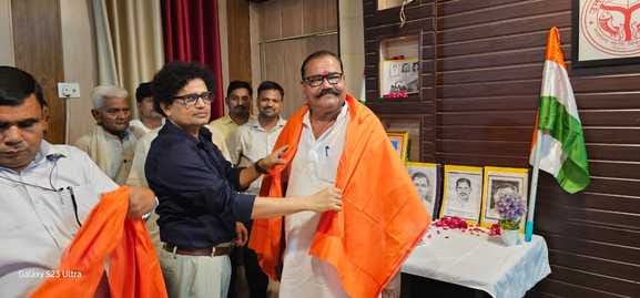 Families of freedom fighters honored