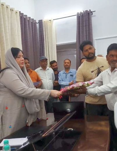 Arrears given to 548 employees of Palika before Rakshabandhan