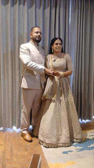 International wrestler Pooja Dhanda put an engagement ring on Abhishek's finger