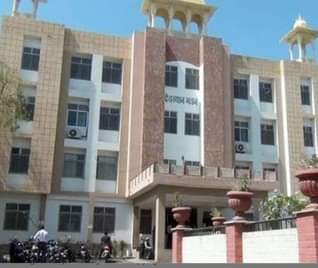 सिरोही देवस्थान भवन।