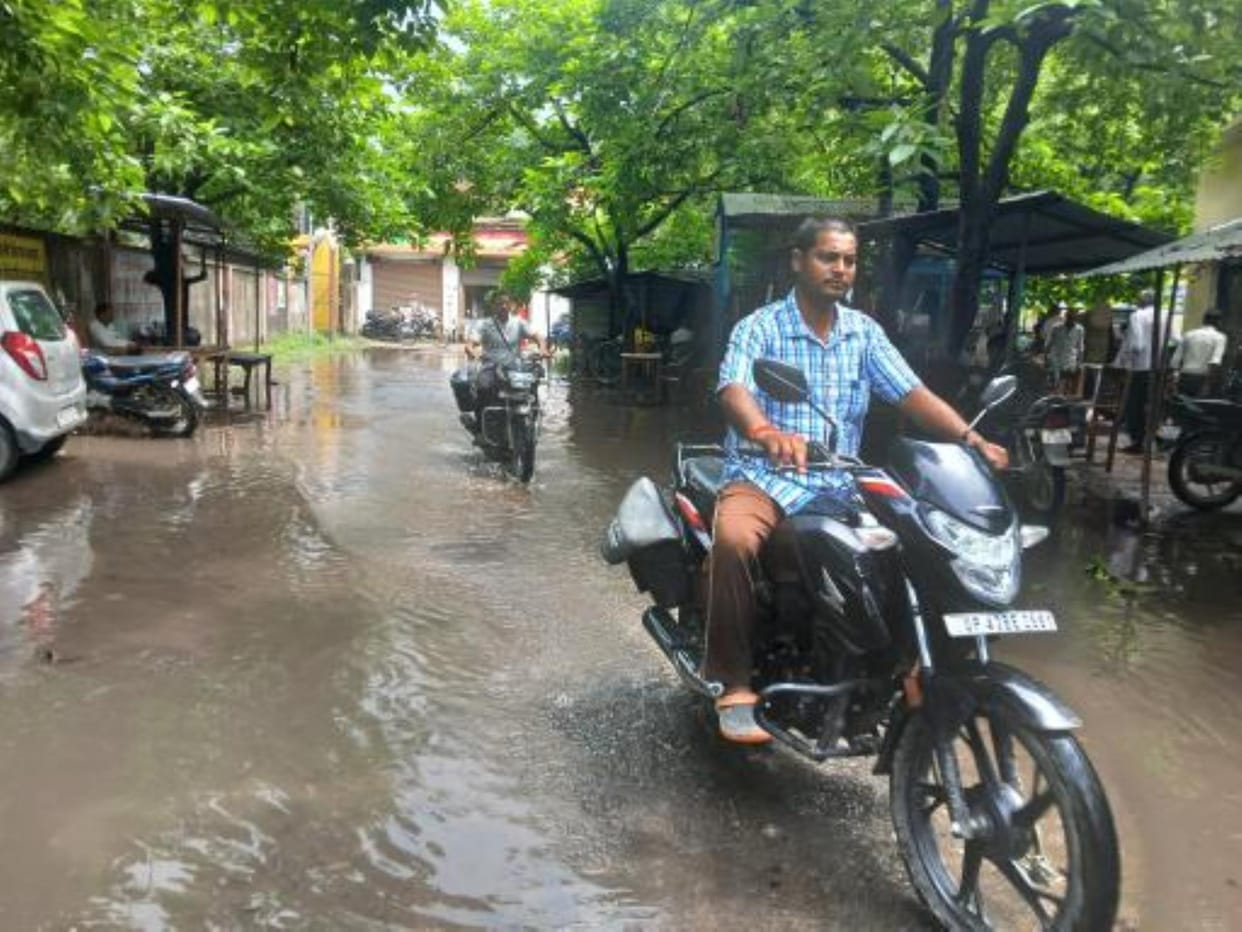 The arrangements were submerged in a few hours of rain