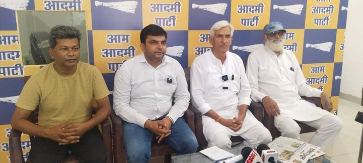 More than 80 percent of the school buildings in the state are dilapidated, government is careless: AAP