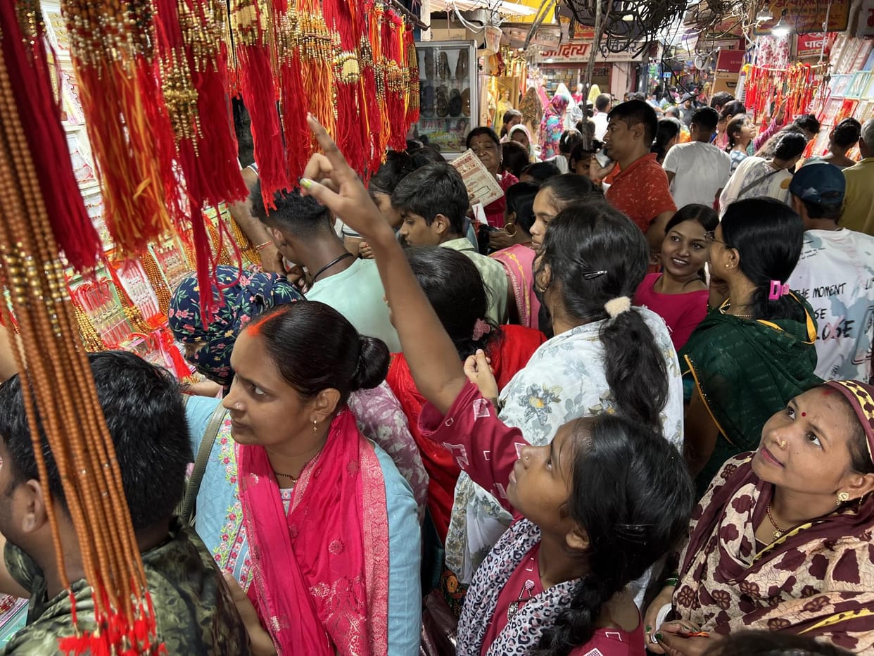 Rakshabandhan today, the thread of affection will be tied on the wrists of brothers