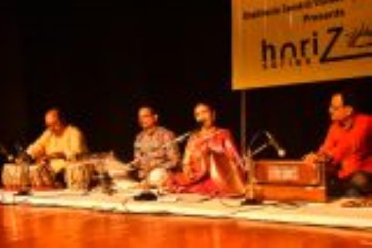 Banarasi Kajri resonates with the songs of Saavan