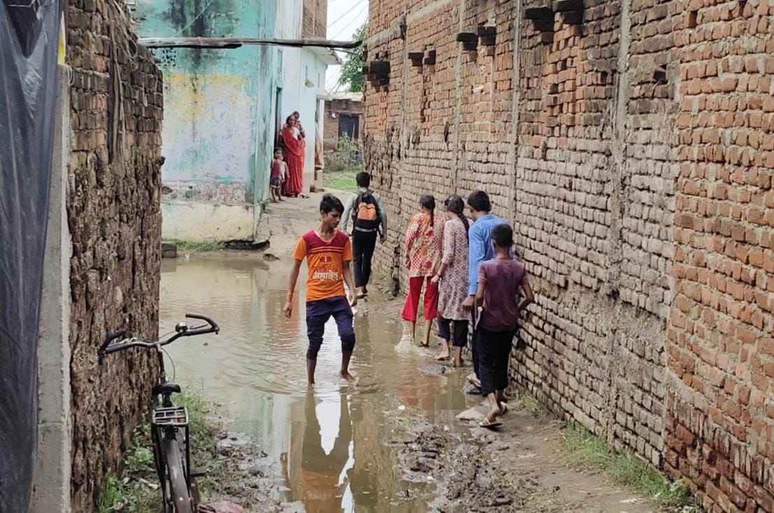 Water level is decreasing, problems are increasing