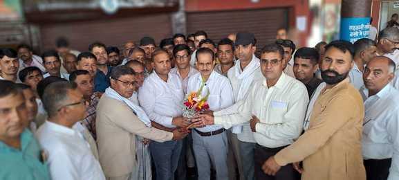 Devdutt took over charge of Narnaul Depot General Manager