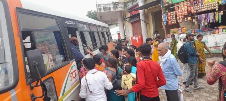 15 thousand passengers travelled free in roadways buses in two days