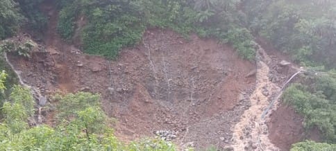 Heavy rains engulfed 25 meters of Santudhar-Masoun-Pabau motor road