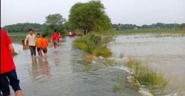 Yamuna assumes a fierce form, coastal villages submerged
