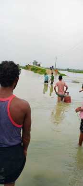 Ganga and Ramganga overflowed... 28 villages filled with flood water