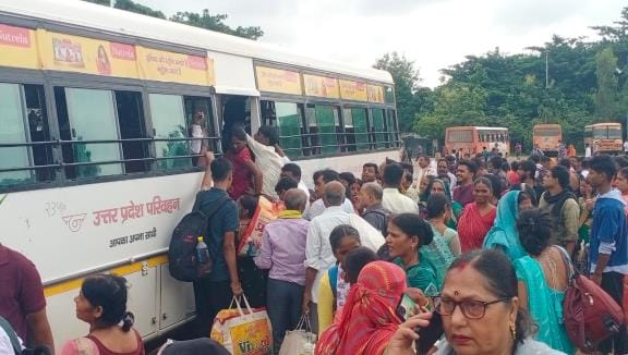 Defense: Crowd handled by 34 extra roadways buses