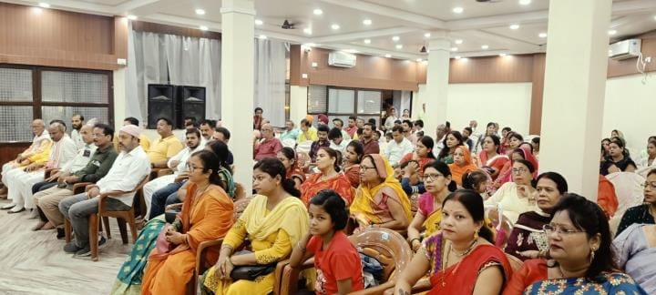 Rakshabandhan festival celebrated by tying Raksha Sutra to each other
