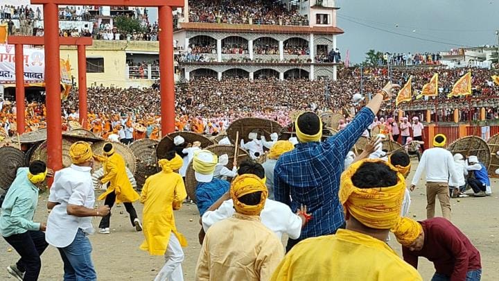 Devidhura became a battlefield, 183 injured in the eight minute riot