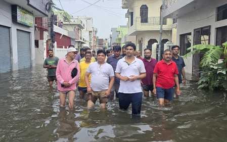 Raksha Bandhan festival was dull due to waterlogging
