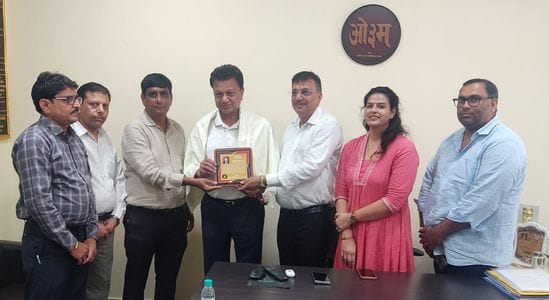 Election officer Rajendra Bansal honored