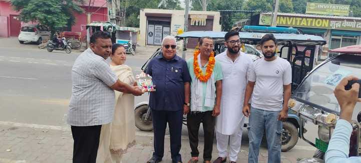51 e-rickshaws run free of cost for sisters