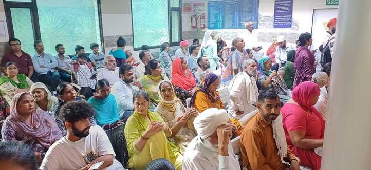 Treatment in private hospitals under Ayushman Yojana remained closed, more than 100 operations stuck
