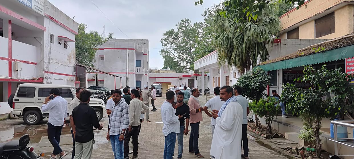 Police raided Barabanki and Bulandshahr in search of tractors
