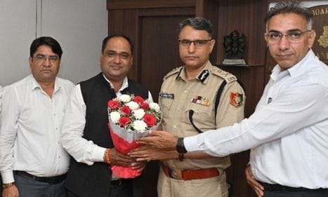 Bar president met Chandigarh DGP