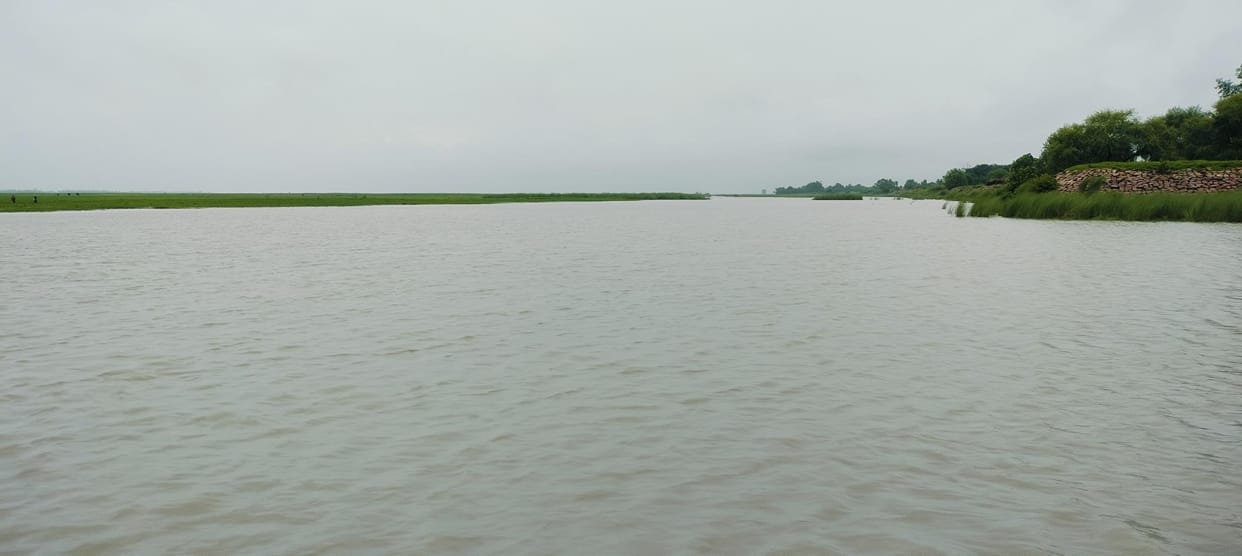 Saryu near danger mark, pressure on dams